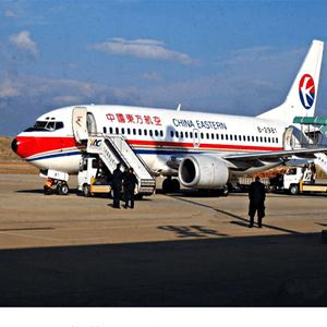 鄂尔多斯伊金霍洛航空托运航空快运业稳步发展的原因是什么？
